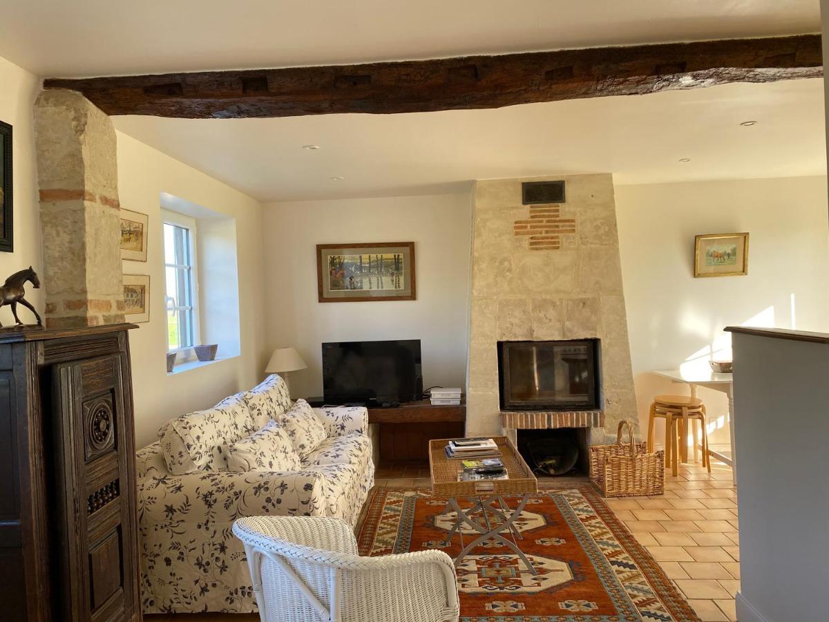 Ferienwohnung La Longere Du Haras Manerbe Exterior foto